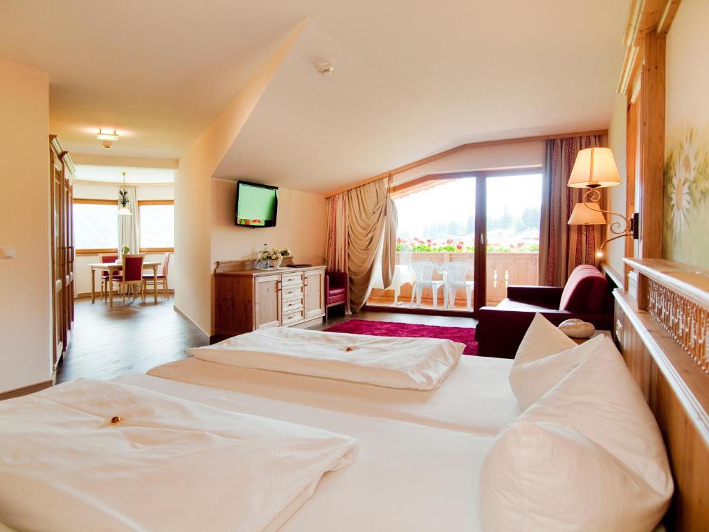 Hotel Magdalena Im Zillertal - Urlaub Mit Hund Ried im Zillertal Quarto foto